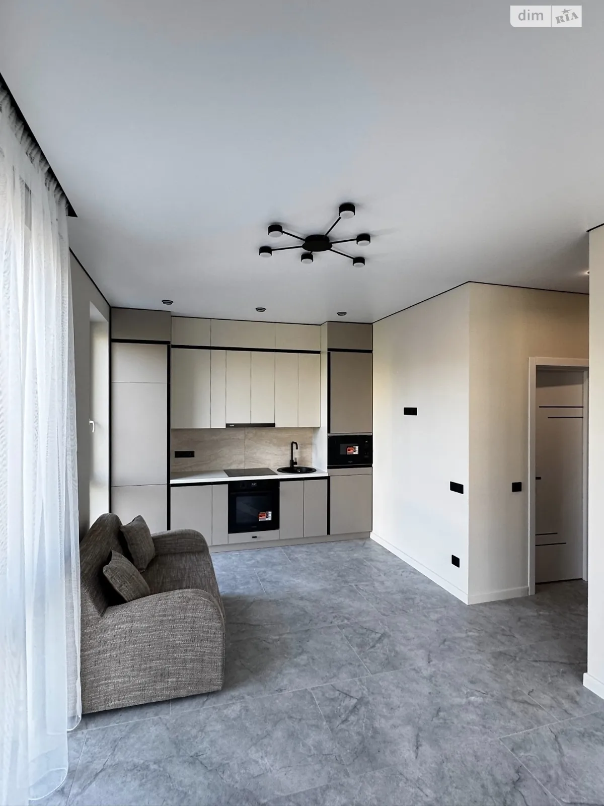 Сдается в аренду 1-комнатная квартира 40 кв. м в Ужгороде, ул. Собранецкая, 150Д - фото 1