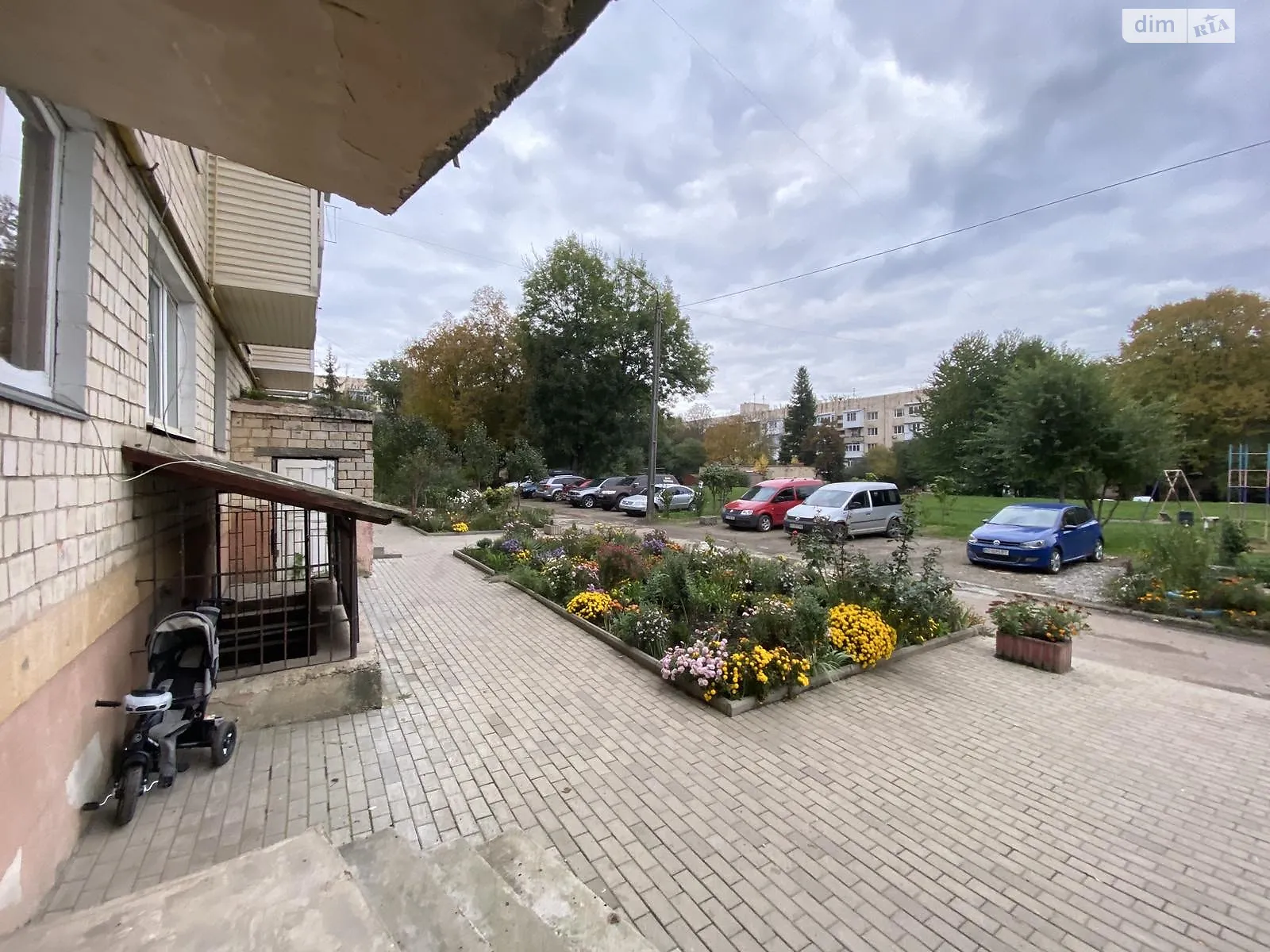 Продается 1-комнатная квартира 37.3 кв. м в Черновцах, ул. Героев Майдана, 87 - фото 1