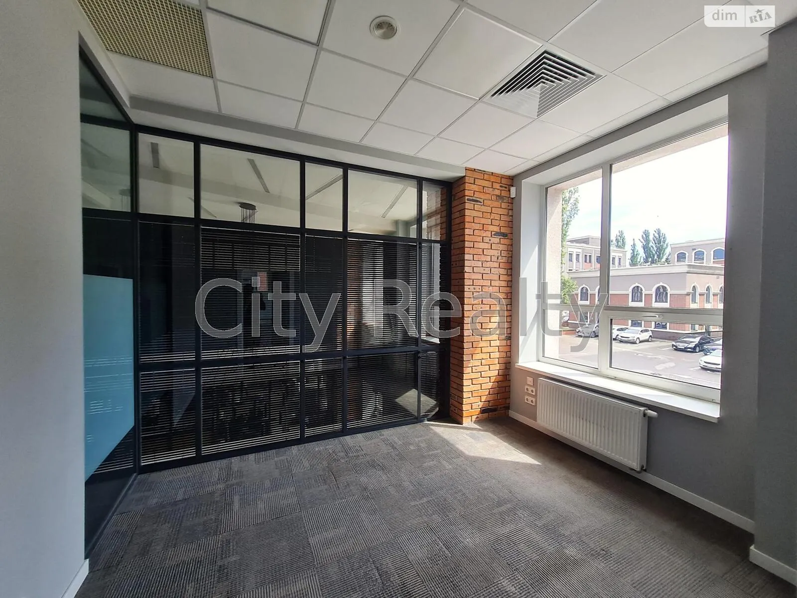 Здається в оренду офіс 353.3 кв. м в бізнес-центрі, цена: 7087 $ - фото 1