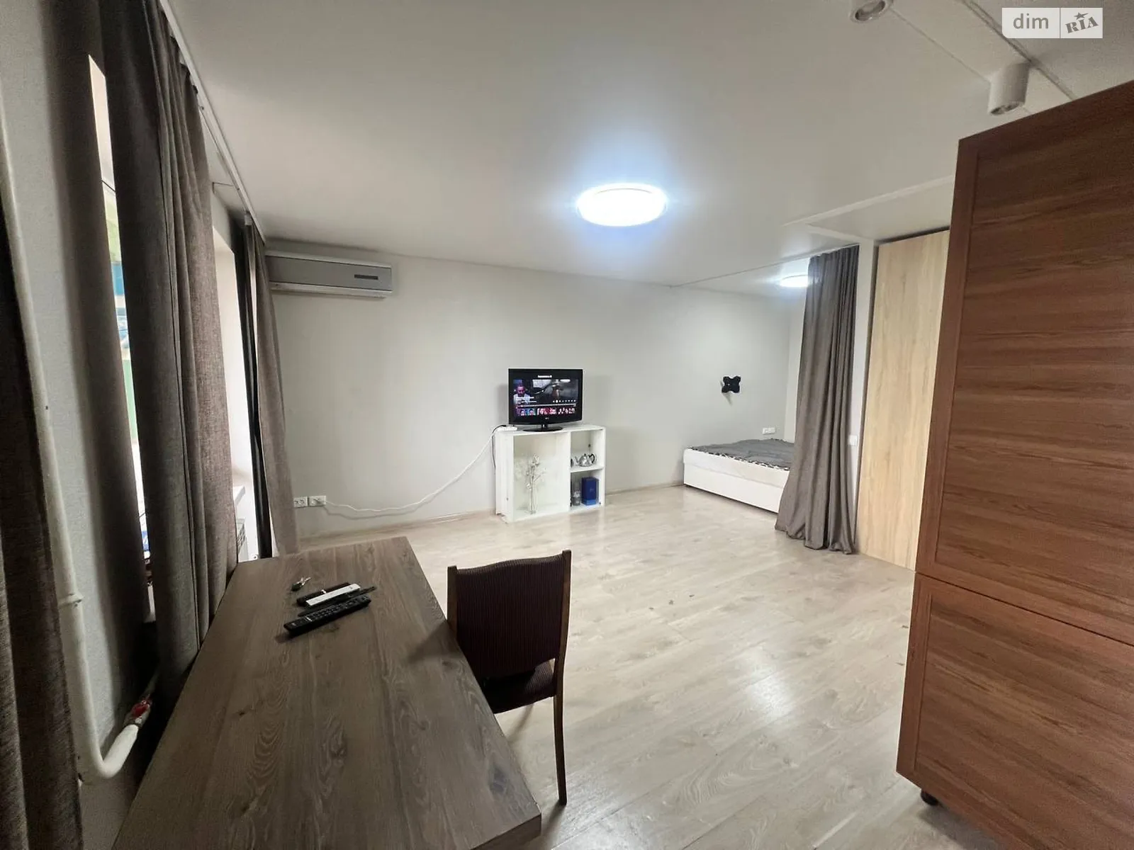 Продается 1-комнатная квартира 36.7 кв. м в Днепре, бул. Славы, 21 - фото 1