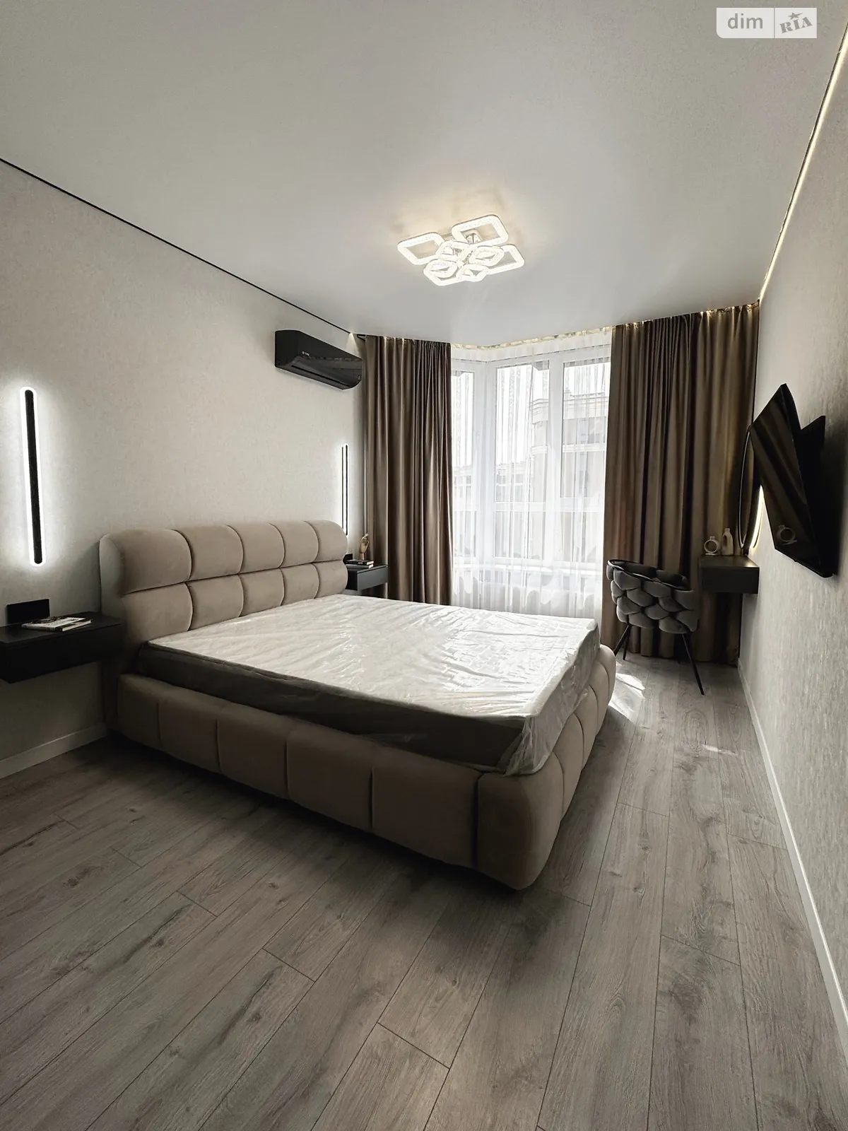 Продается 1-комнатная квартира 38.2 кв. м в Софиевской Борщаговке, просп. Мартынова - фото 1