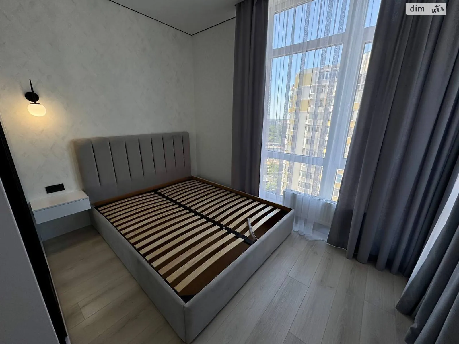 Продається 3-кімнатна квартира 52 кв. м у Одесі, вул. Краснова, 3 корпус 65 - фото 1