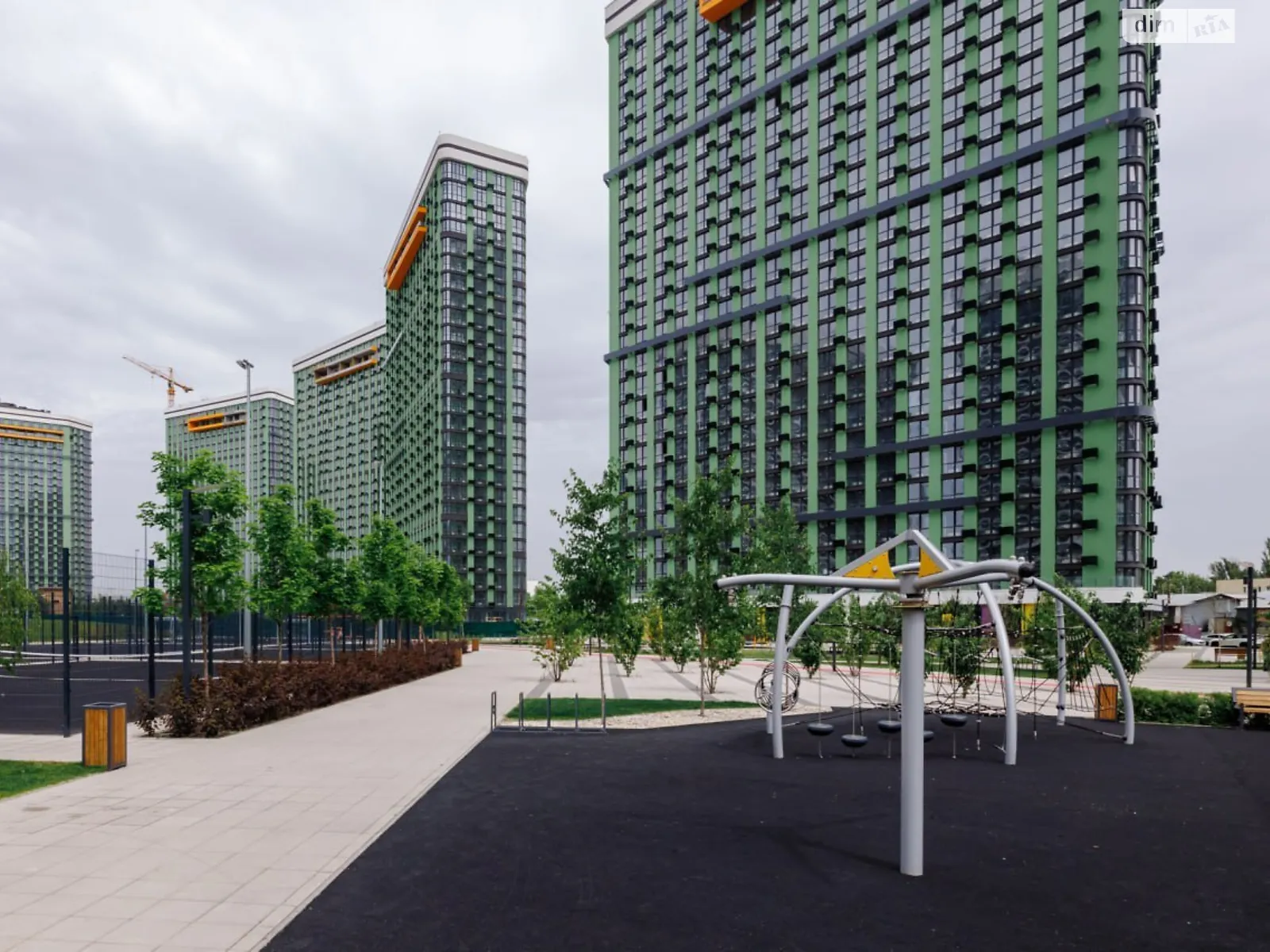 Продается 1-комнатная квартира 45 кв. м в Киеве, ул. Причальная, 10 - фото 1