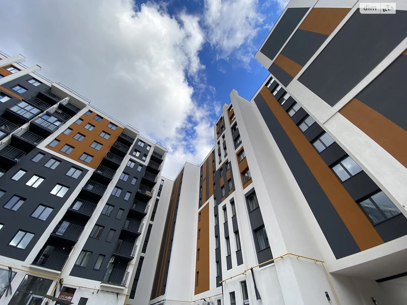 Продается 1-комнатная квартира 44 кв. м в Зарванцах, ул. Одесская - фото 1