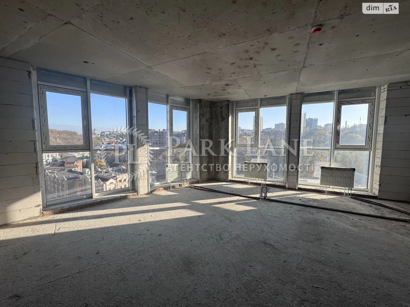 Продается 2-комнатная квартира 105.4 кв. м в Киеве, ул. Глубочицкая, 73 - фото 1