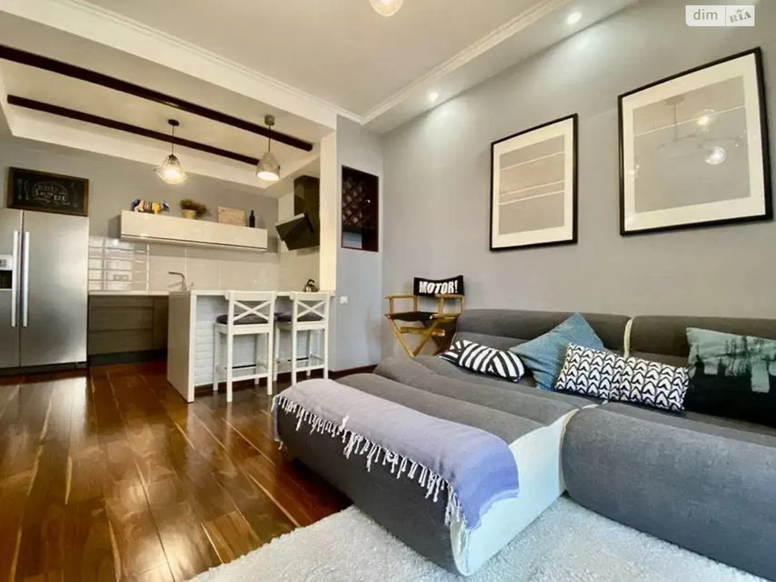 Продається 2-кімнатна квартира 70.2 кв. м у Одесі, плато Аркадійське(Гагарінське), 5А корпус 2 - фото 1