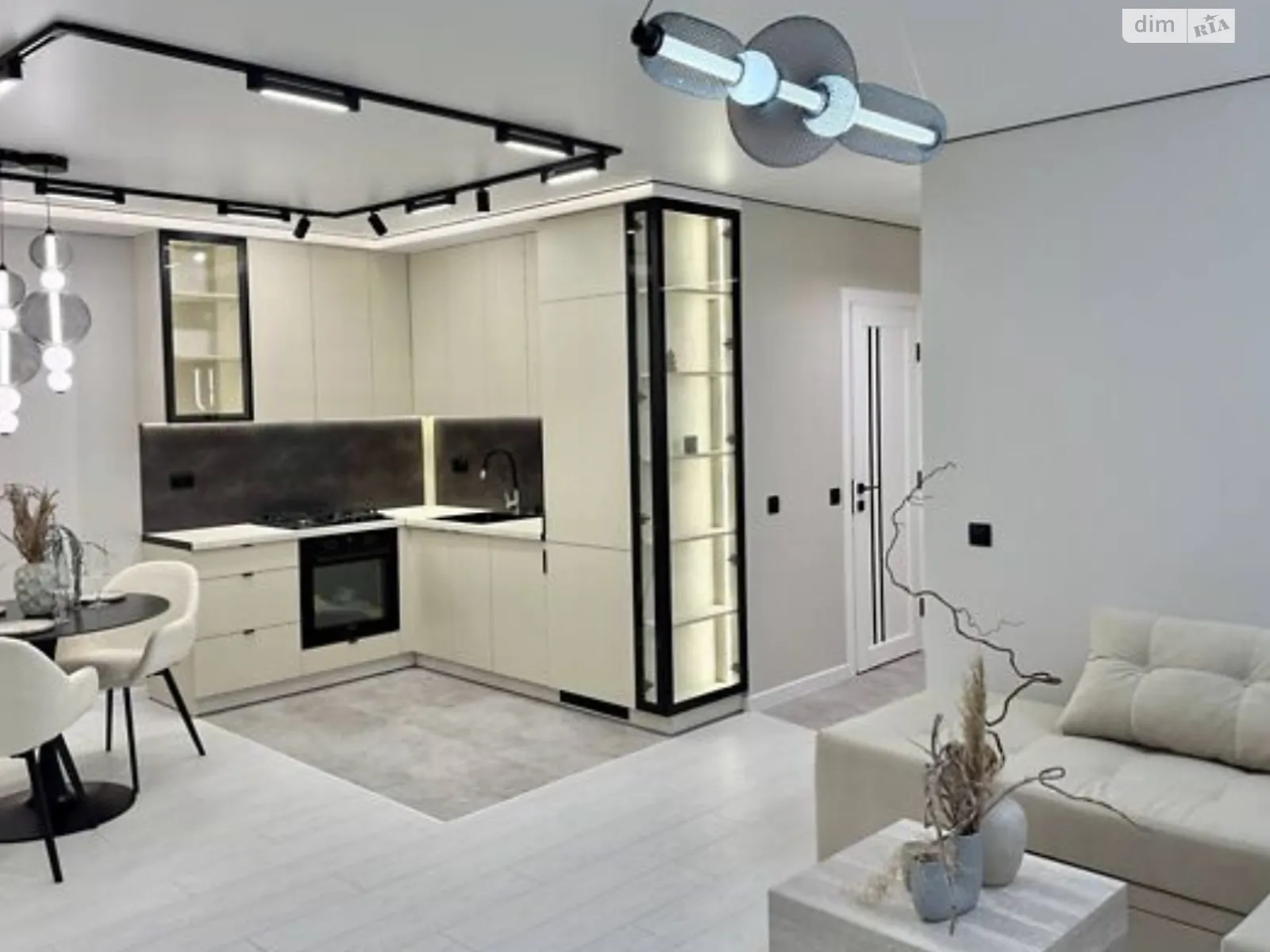 2-комнатная квартира 62 кв. м в Тернополе, ул. Смакулы - фото 1