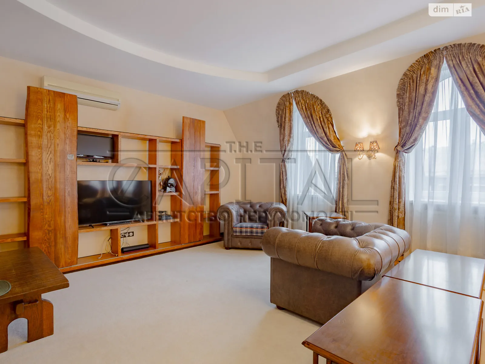 Продается 4-комнатная квартира 145.9 кв. м в Киеве, ул. Князей Острожских(Московская), 29Б - фото 1