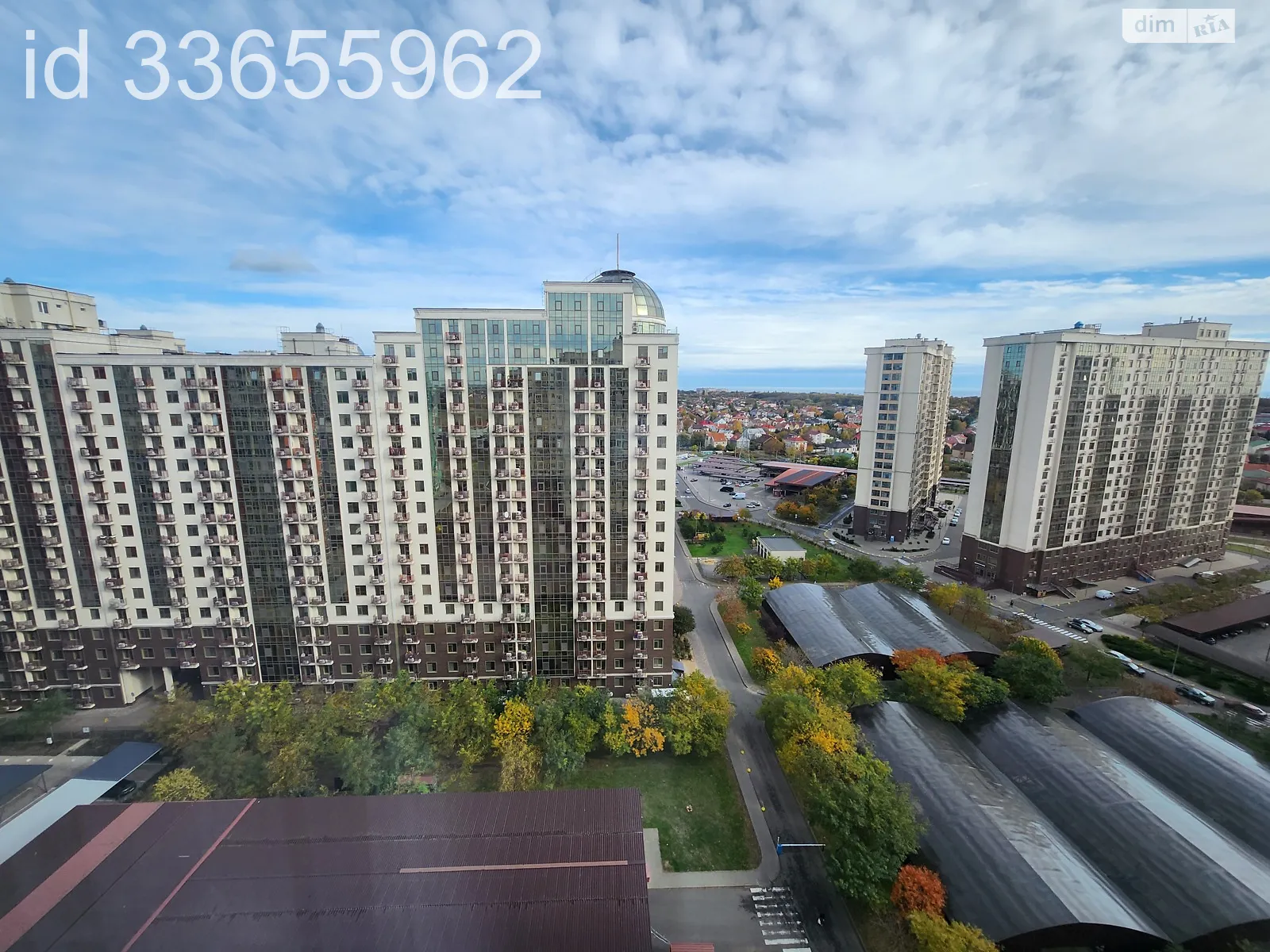 Продается 1-комнатная квартира 46 кв. м в Одессе, ул. Жемчужная - фото 1