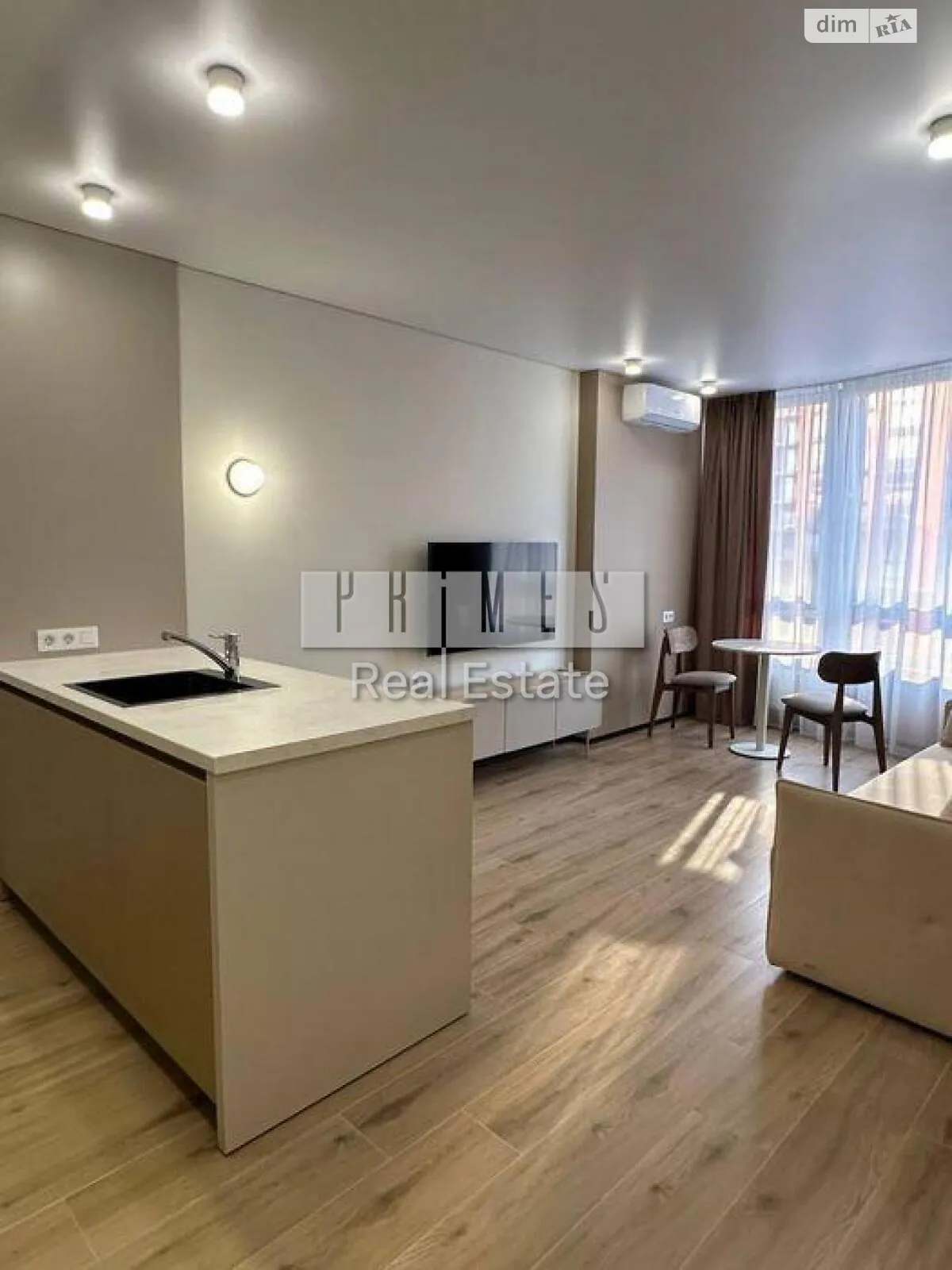 Продается 1-комнатная квартира 39 кв. м в Киеве, ул. Семьи Кистяковских, 10 - фото 1