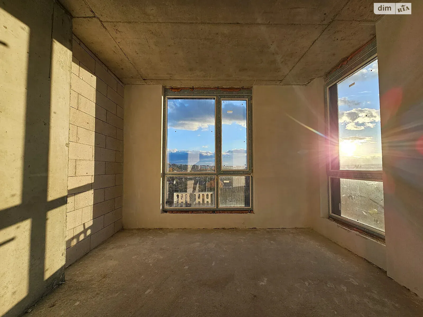 Продается 3-комнатная квартира 78 кв. м в Ивано-Франковске, цена: 73200 $ - фото 1