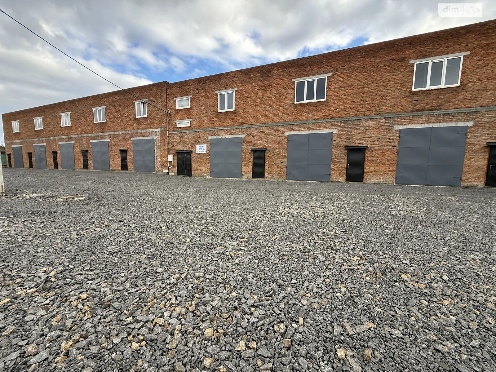 Здається в оренду місце в гаражному кооперативі під легкове авто на 58 кв. м, цена: 300 $ - фото 1