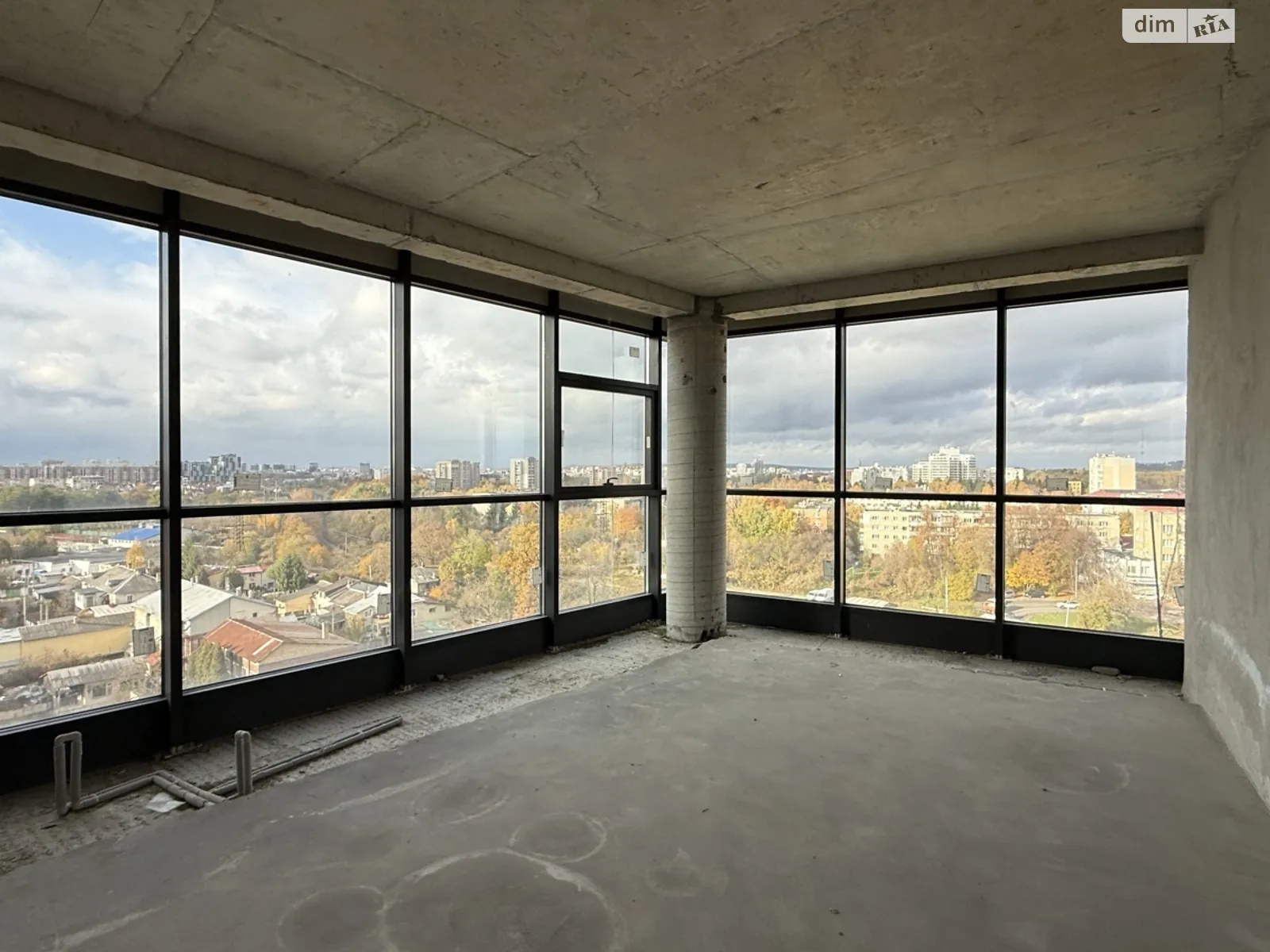 Продается 2-комнатная квартира 70 кв. м в Львове, ул. Стрыйская, 108/13 - фото 1