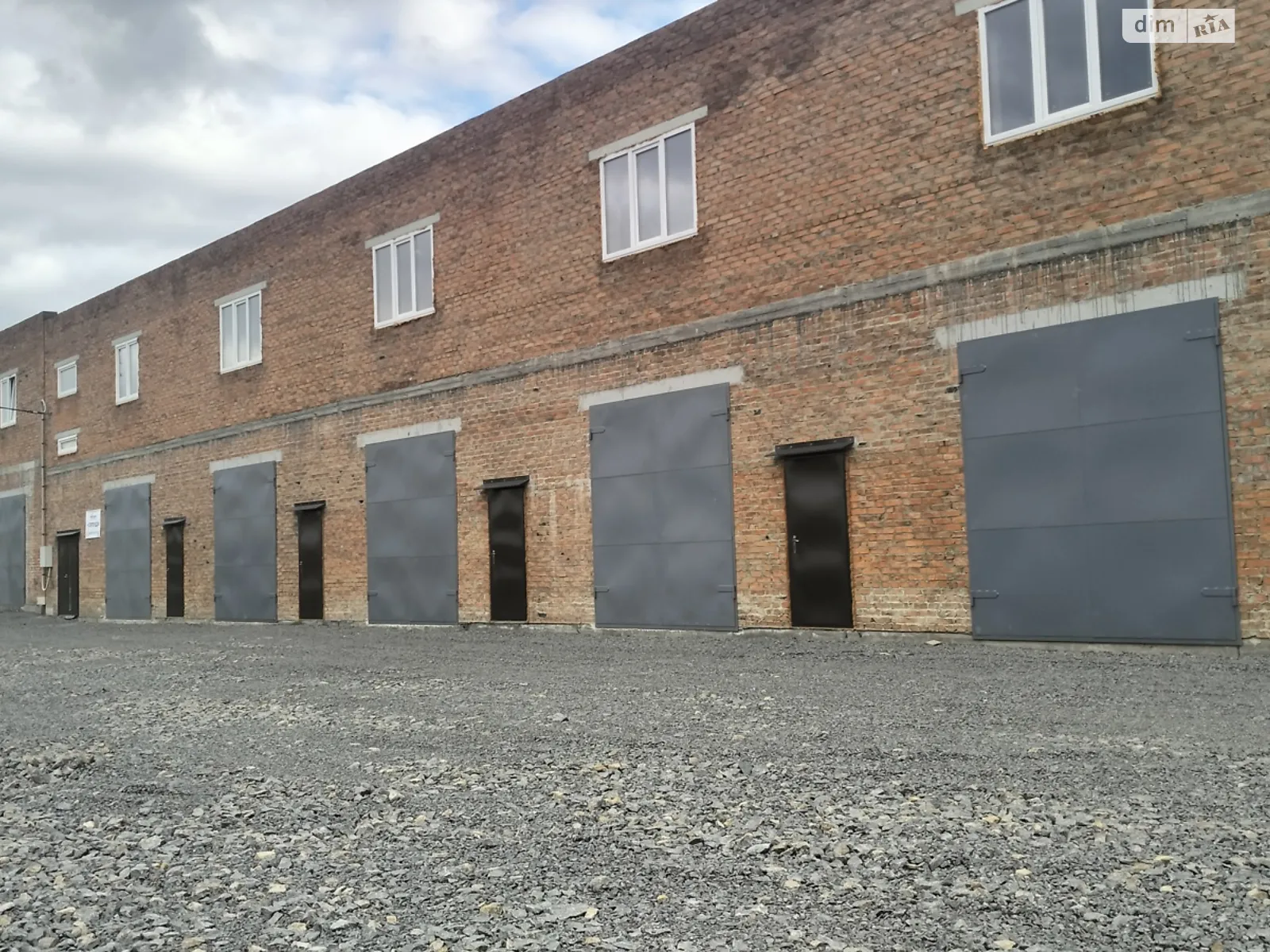 Сдается в аренду помещения свободного назначения 300 кв. м в 2-этажном здании, цена: 45000 грн - фото 1
