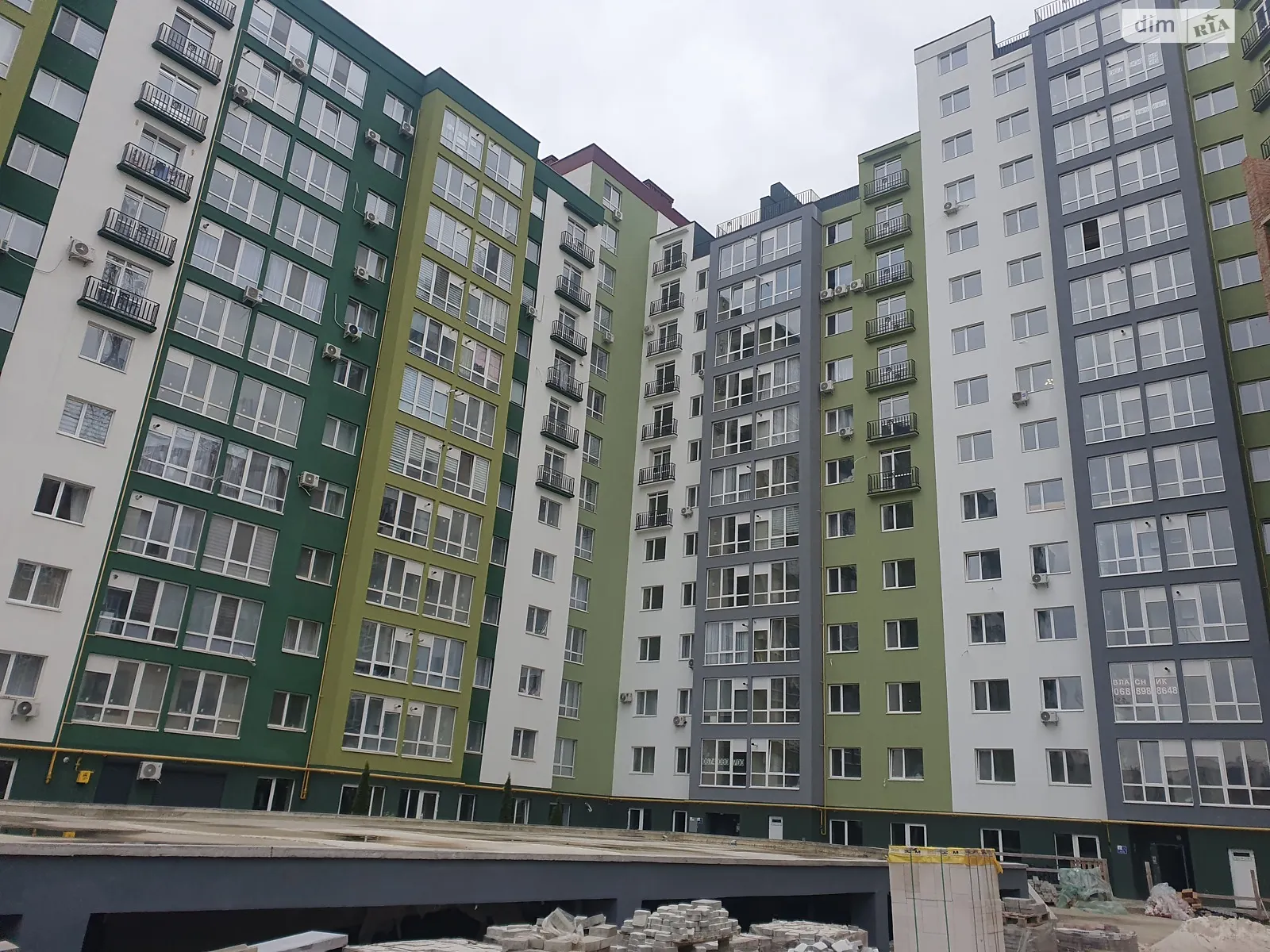 Продается 2-комнатная квартира 65.9 кв. м в Ивано-Франковске, ул. Княгинин, 44 - фото 1