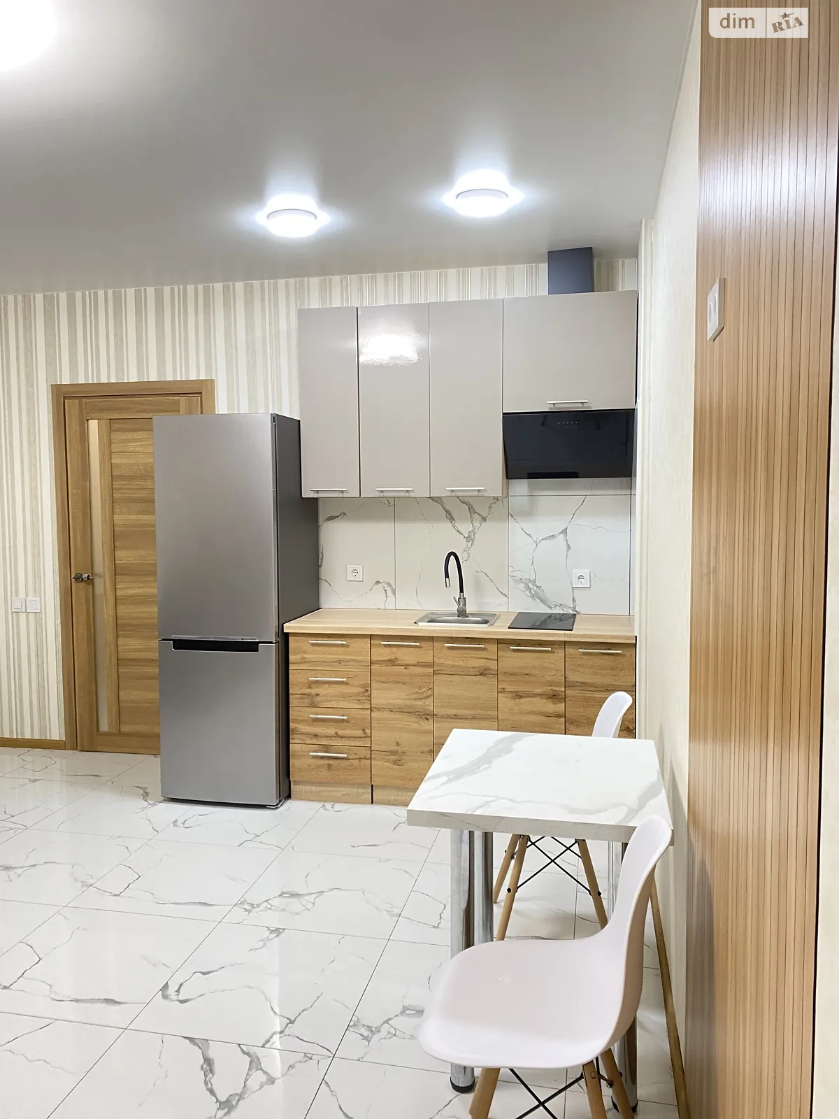 Продается 1-комнатная квартира 27.3 кв. м в Ирпене, ул. Соборная(ІІІ Интернационала) - фото 1