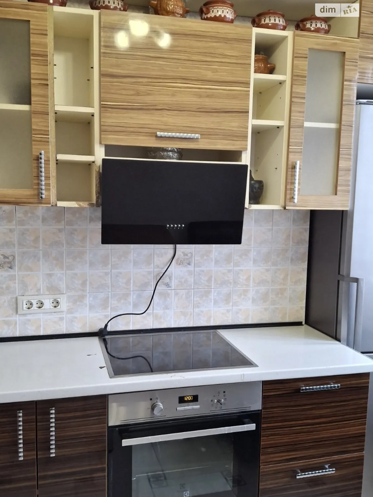 Продается 2-комнатная квартира 60 кв. м в Одессе, мас. Радужный, 15/1 - фото 1