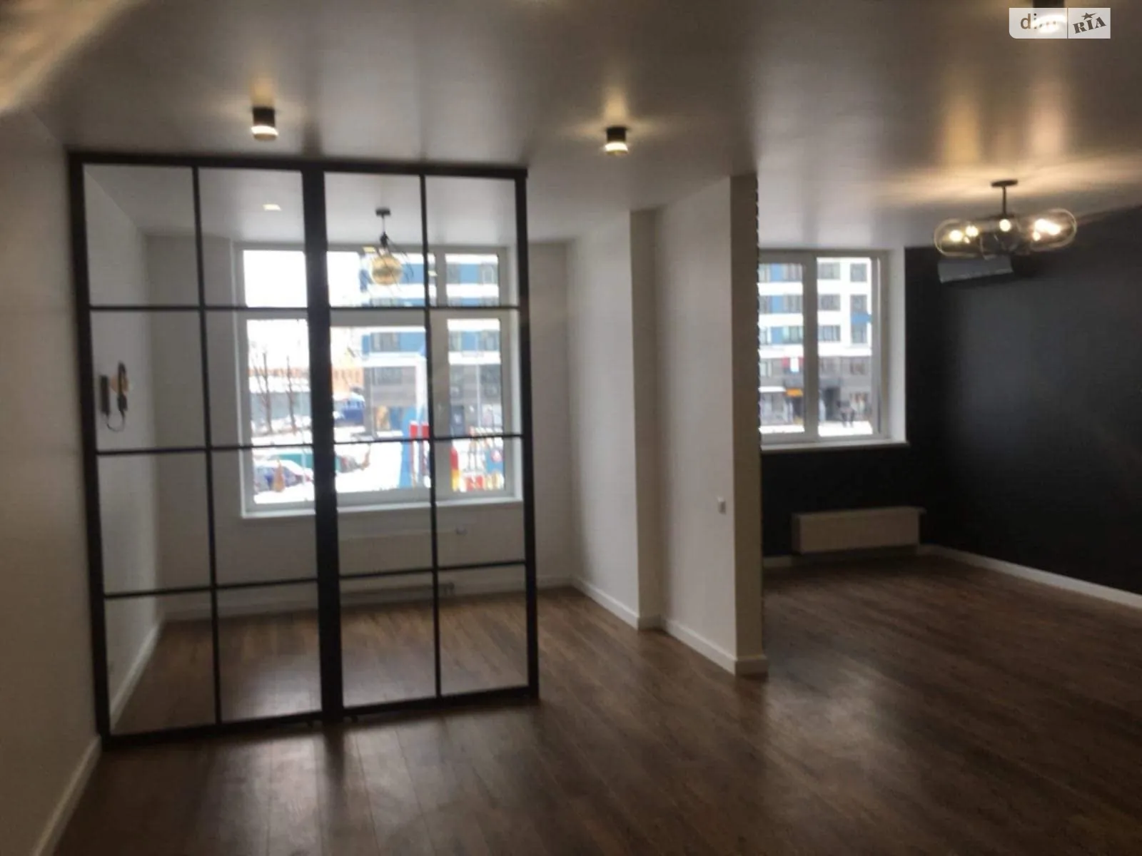 Продается 1-комнатная квартира 50 кв. м в Киеве, ул. Евгения Сверстюка(Марины Расковой), 6Г - фото 1