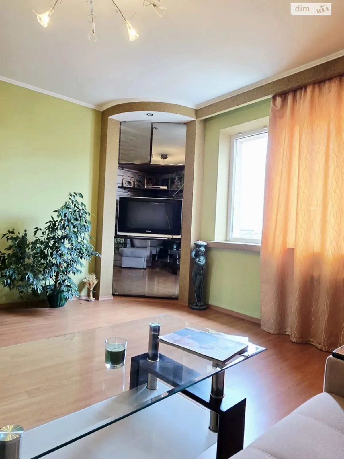 Продается 3-комнатная квартира 66 кв. м в Львове, ул. Довженко Александра, 3 - фото 1