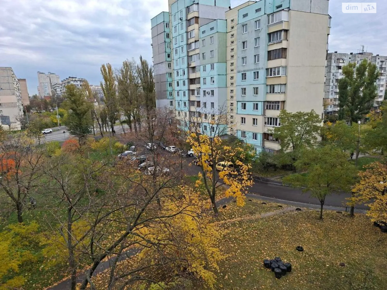 Продается 1-комнатная квартира 38 кв. м в Киеве, ул. Иорданская, 11 - фото 1