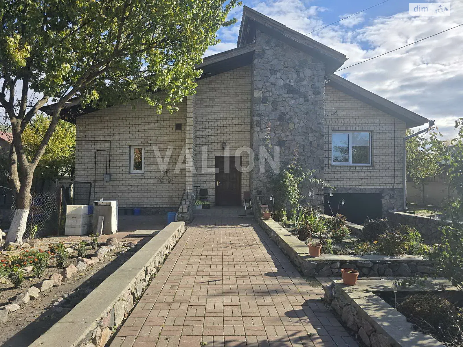 Продается одноэтажный дом 240 кв. м с подвалом, цена: 155000 $ - фото 1