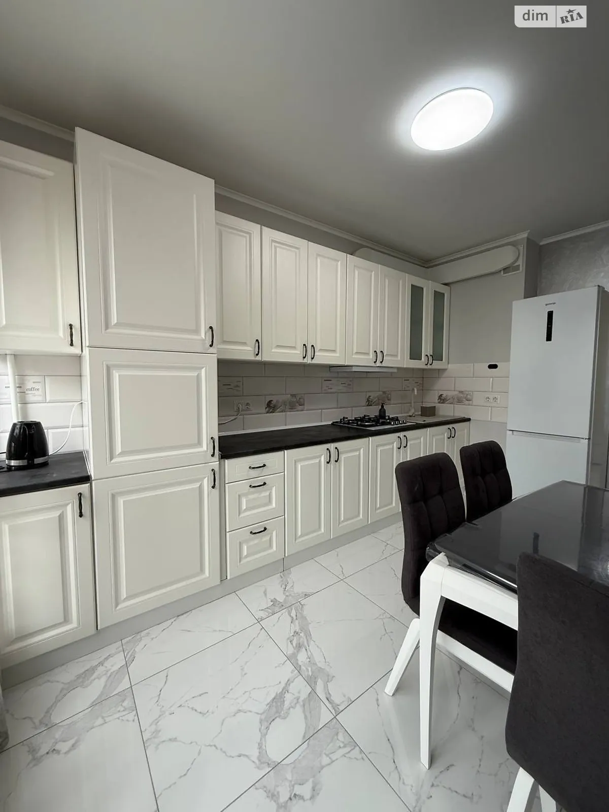 Здається в оренду 1-кімнатна квартира 43 кв. м у Івано-Франківську, вул. Хіміків - фото 1