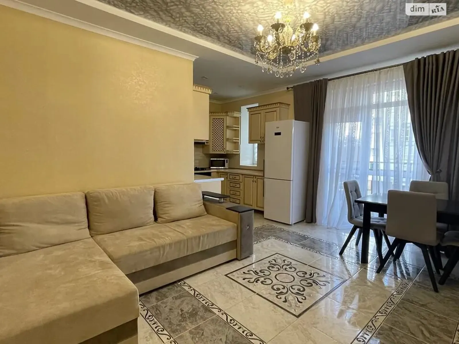 Сдается в аренду 2-комнатная квартира 65 кв. м в, цена: 600 $ - фото 1