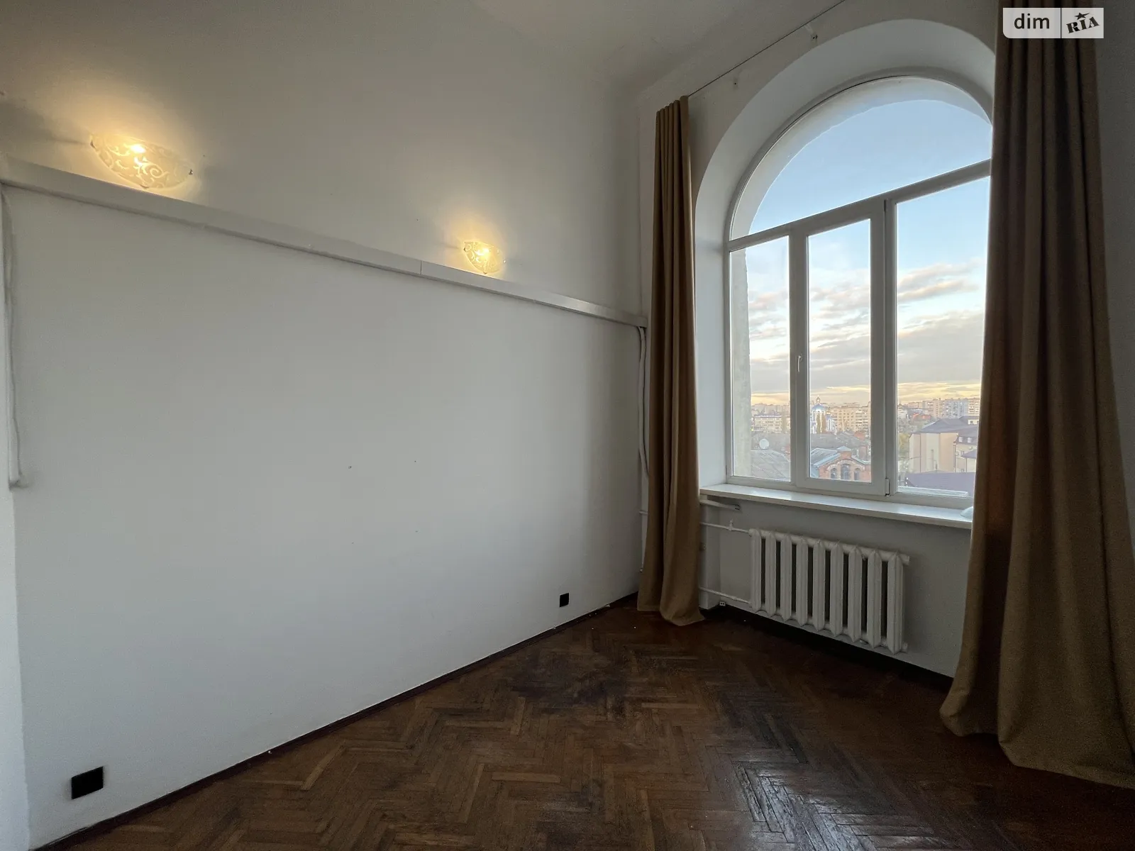 Здається в оренду офіс 18 кв. м в бізнес-центрі, цена: 6930 грн - фото 1