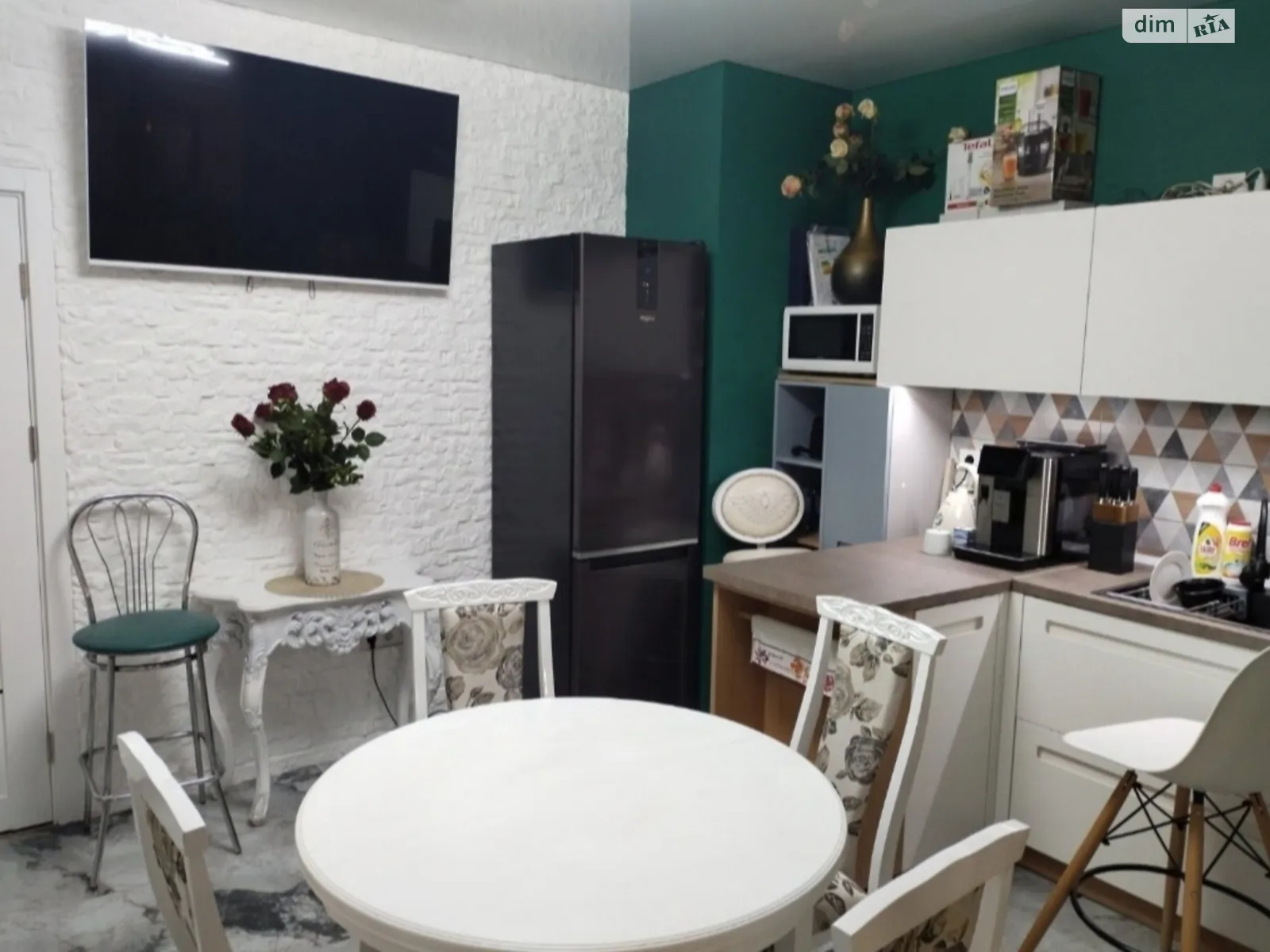 Продается часть дома 80 кв. м с верандой, цена: 85000 $ - фото 1