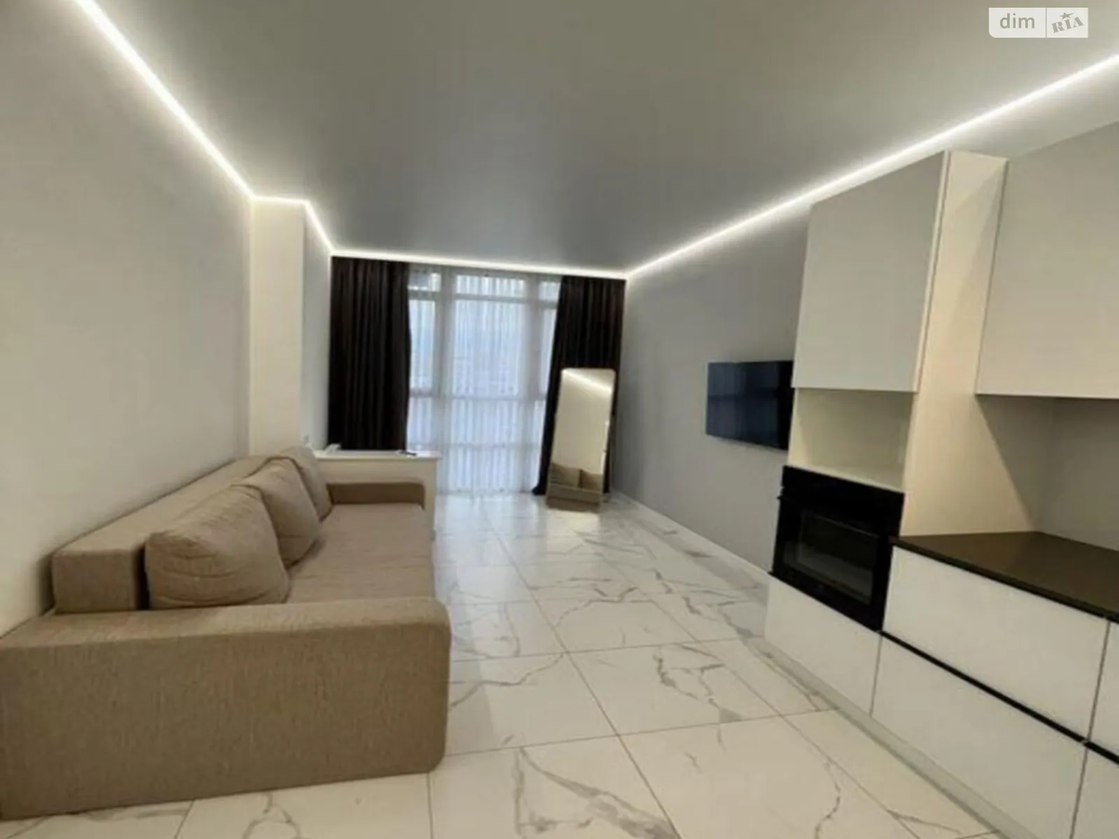 Продається 1-кімнатна квартира 54.5 кв. м у Києві, вул. Микільсько-Слобідська, 3А - фото 1