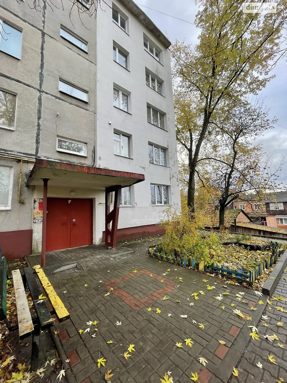 Продается 3-комнатная квартира 61 кв. м в Сумах, ул. Холодноярской бригады(Сумско-Киевских Дивизий) - фото 1