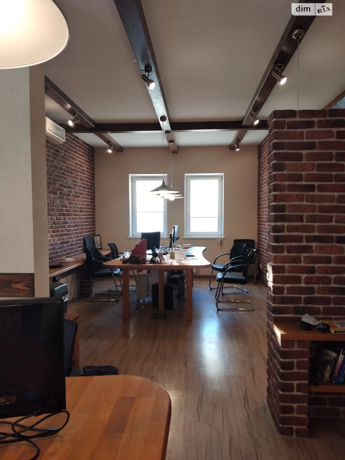 Здається в оренду офіс 64 кв. м в бізнес-центрі, цена: 21000 грн - фото 1