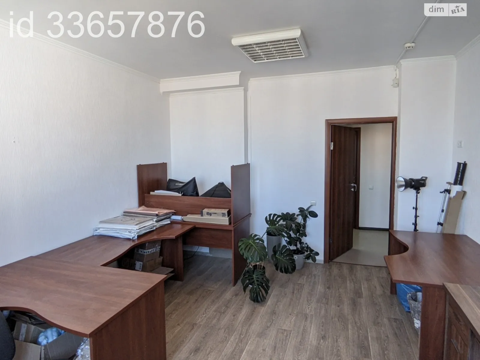 Продається 3-кімнатна квартира 101 кв. м у Києві, просп. Валерія Лобановського(Червонозоряний), 126Г - фото 1