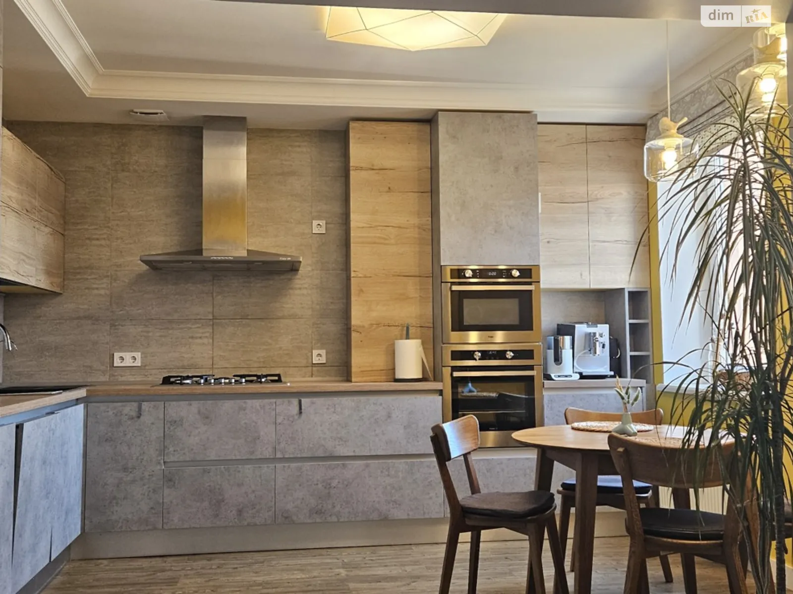 Здається в оренду 3-кімнатна квартира 106 кв. м у Києві, вул. Академіка Лебедєва, 1 корпус 7 - фото 1