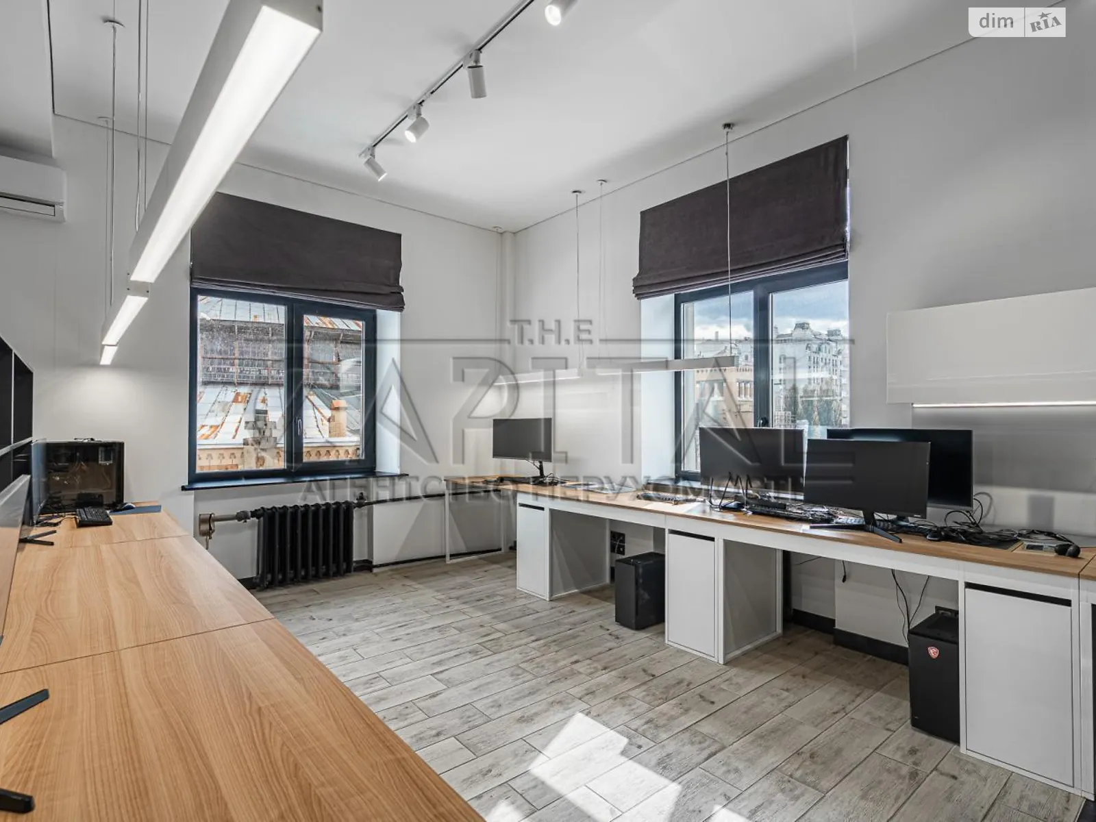 Сдается в аренду офис 115 кв. м в бизнес-центре, цена: 3500 $ - фото 1