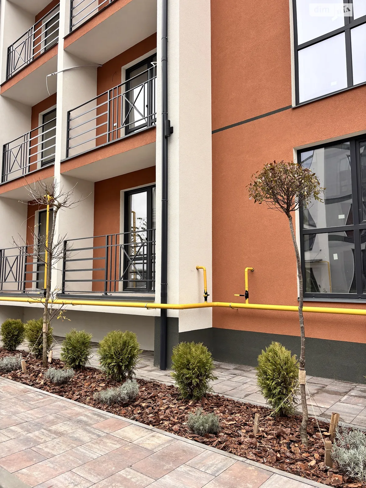 Продається 1-кімнатна квартира 46.2 кв. м у Гостомелі, вул. Українська - фото 1