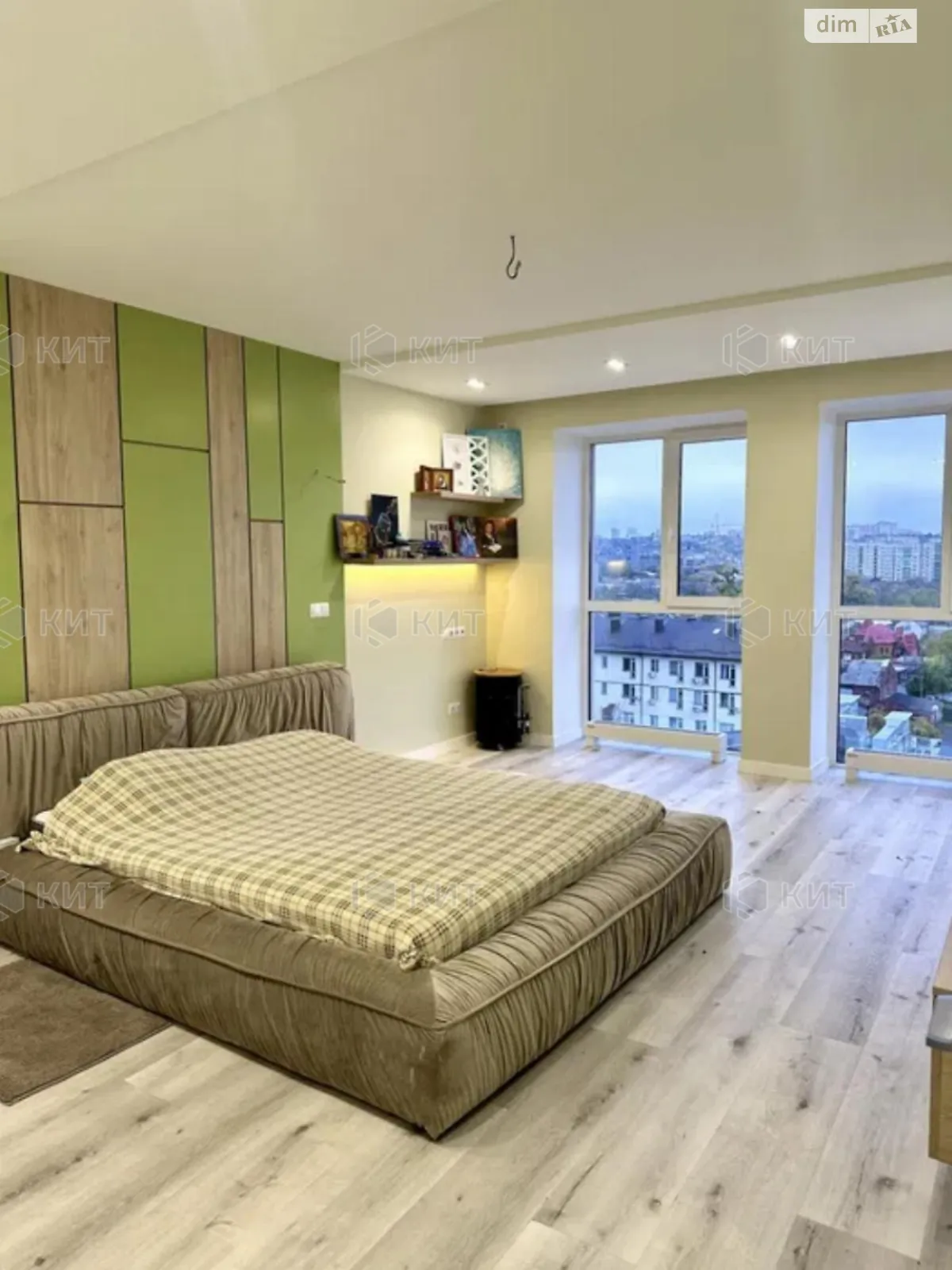 Продается 3-комнатная квартира 90 кв. м в Харькове, ул. Клочковская, 93 - фото 1