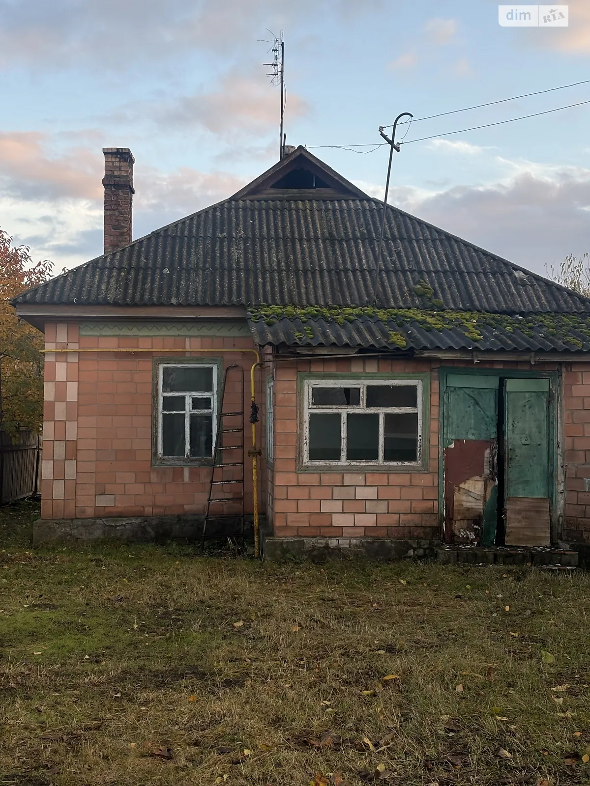 Продается одноэтажный дом 55 кв. м с верандой, цена: 12000 $ - фото 1