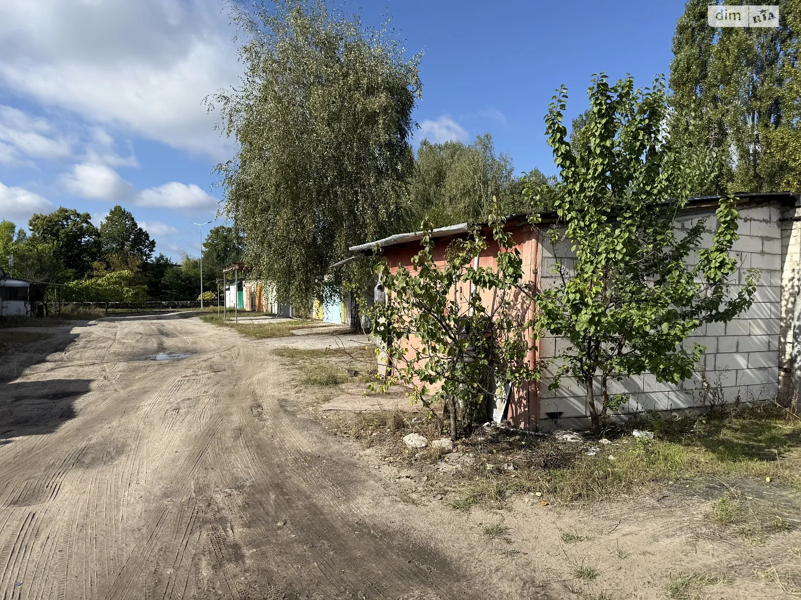 Продається місце в гаражному кооперативі під бус на 27 кв. м, цена: 7000 $ - фото 1