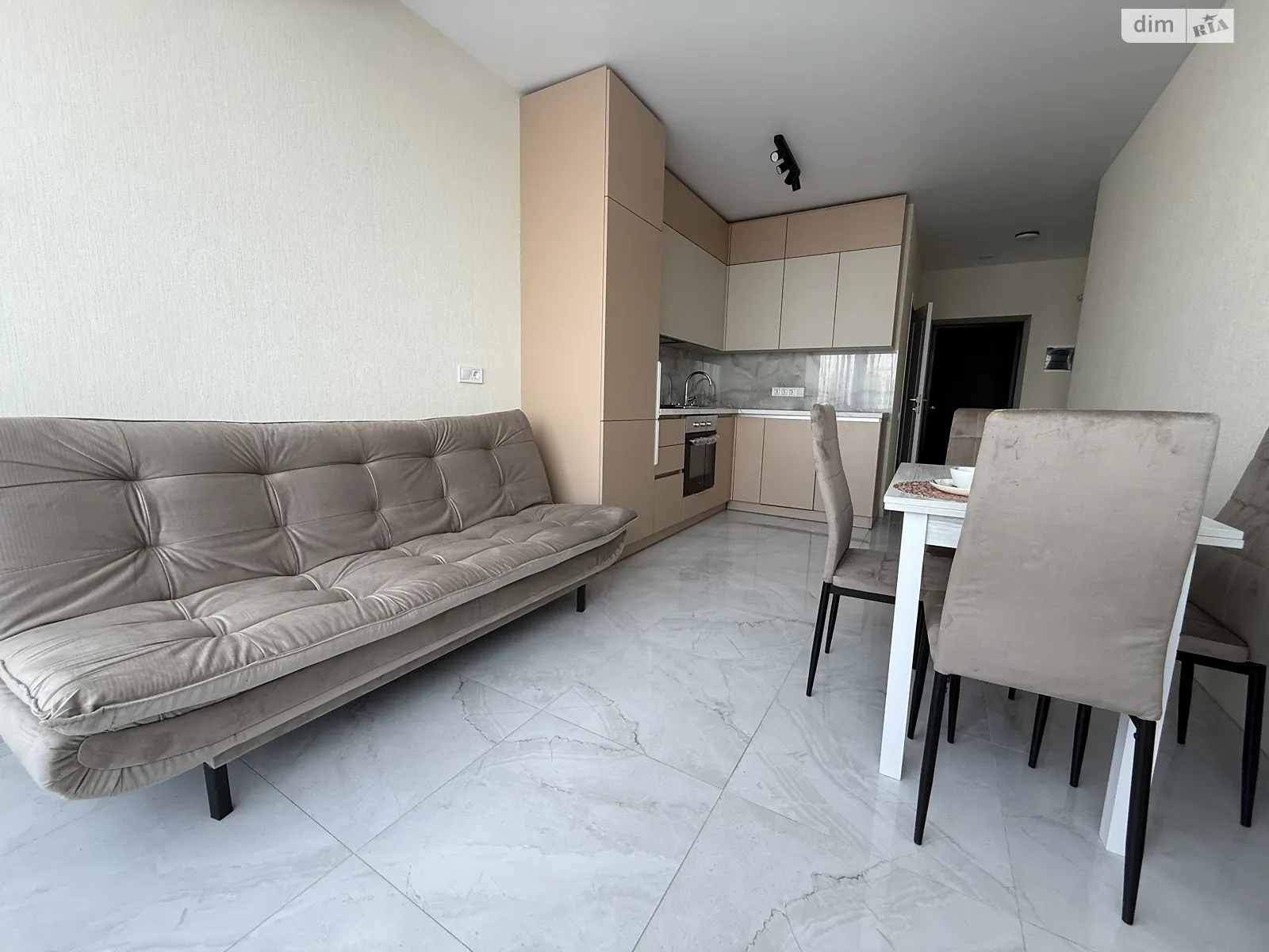 Продается 1-комнатная квартира 41 кв. м в Ирпене, ул. Соборная(ІІІ Интернационала), 122 - фото 1