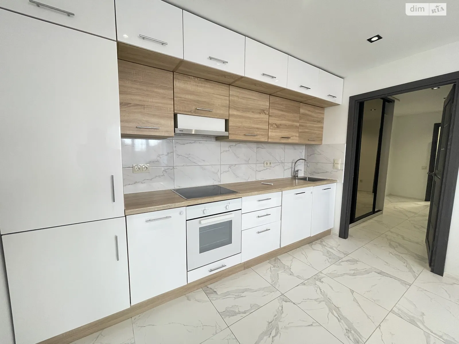 2-комнатная квартира 66 кв. м в Тернополе, ул. Генерала Мирона Тарнавского, 38 - фото 1