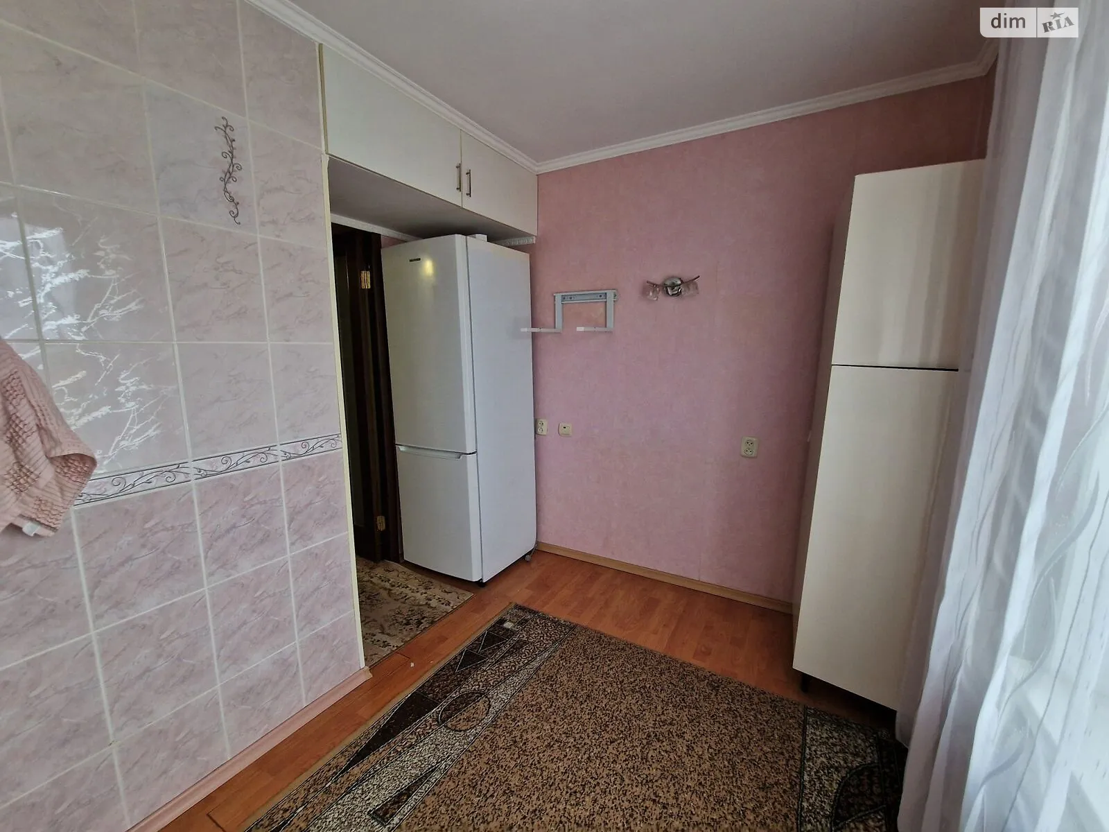 Продається 1-кімнатна квартира 40 кв. м у Полтаві, бул. Коновальця Євгена - фото 1