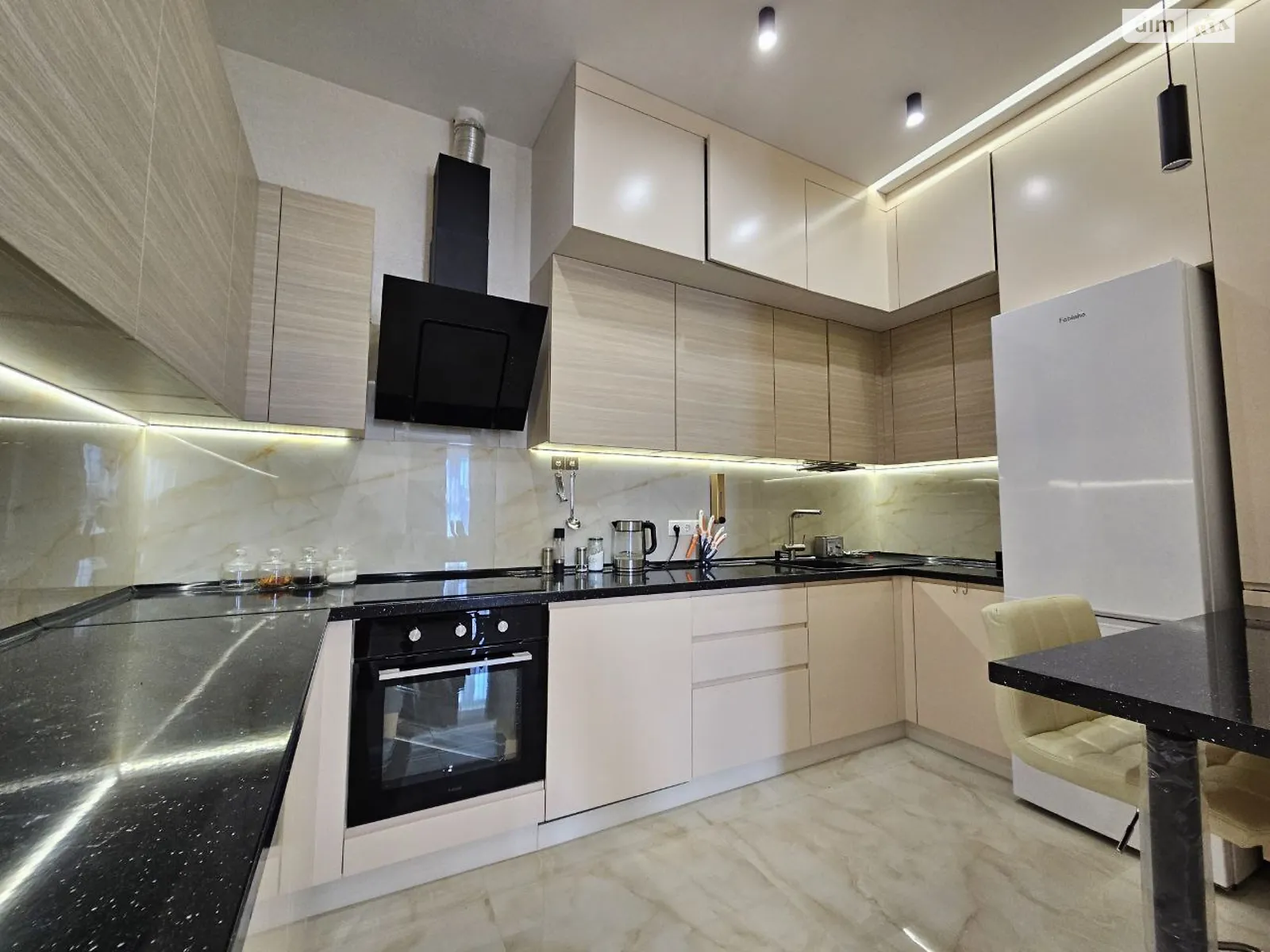 Сдается в аренду 4-комнатная квартира 82 кв. м в Днепре, просп. Яворницкого Дмитрия, 72 - фото 1