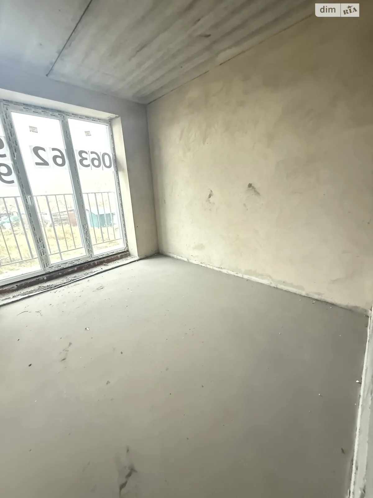 Продается 1-комнатная квартира 40 кв. м в Буче, ул. Гостомельская, 2А - фото 1