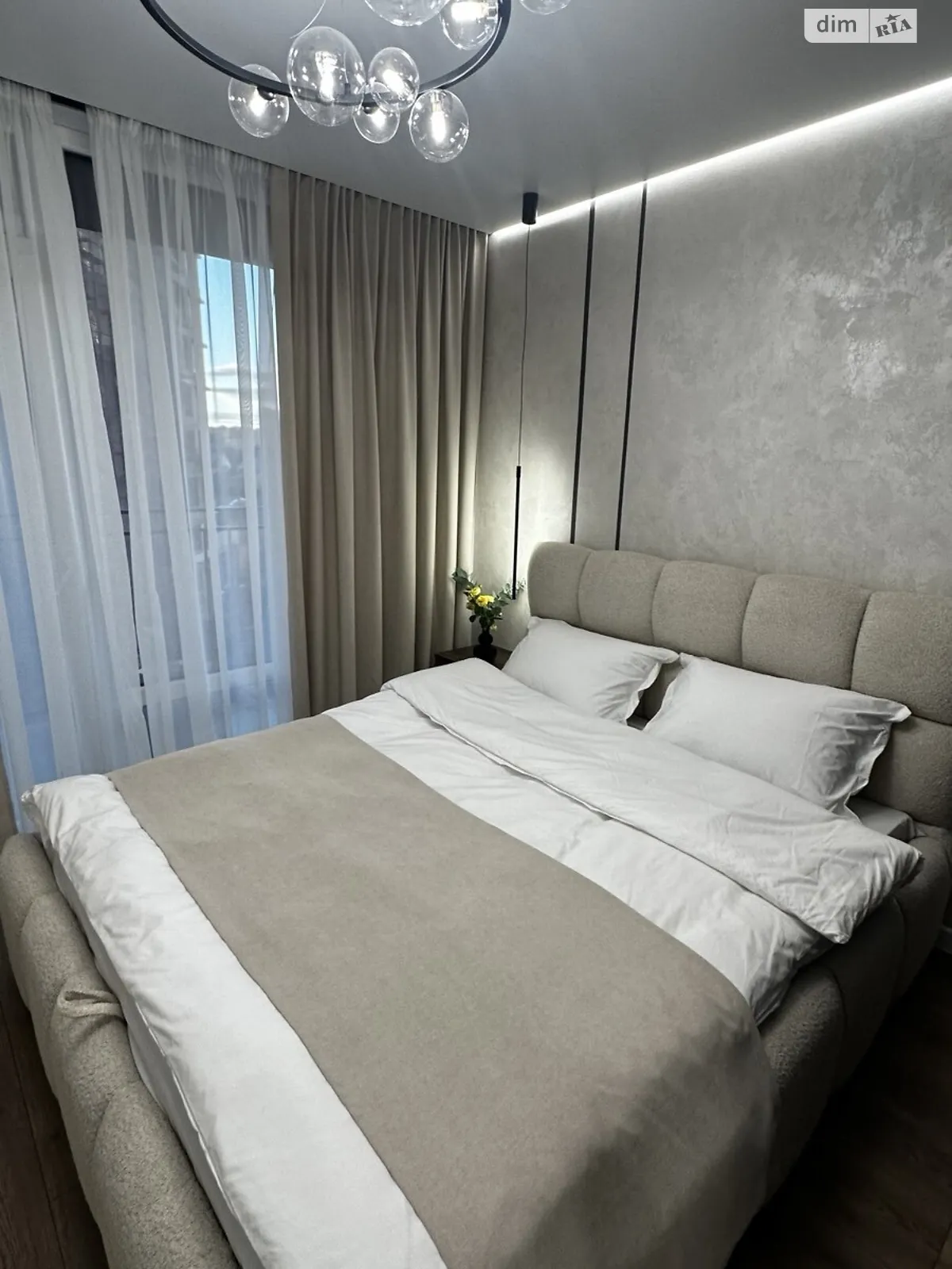 Продается 1-комнатная квартира 39 кв. м в Ивано-Франковске, ул. Юліана Пелеша(Крайковского), 3 корпус 10 - фото 1