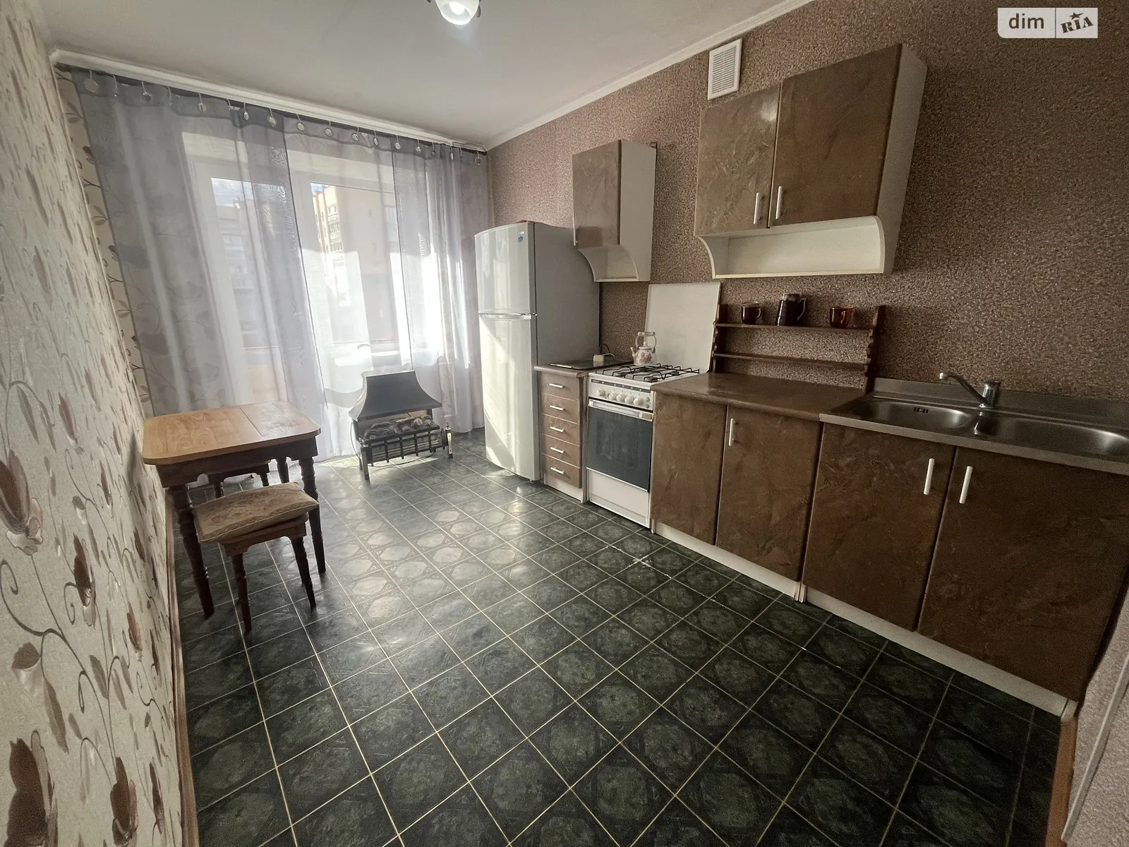 Сдается в аренду 4-комнатная квартира 112 кв. м в Хмельницком, ул. Прибугская, 20 - фото 1