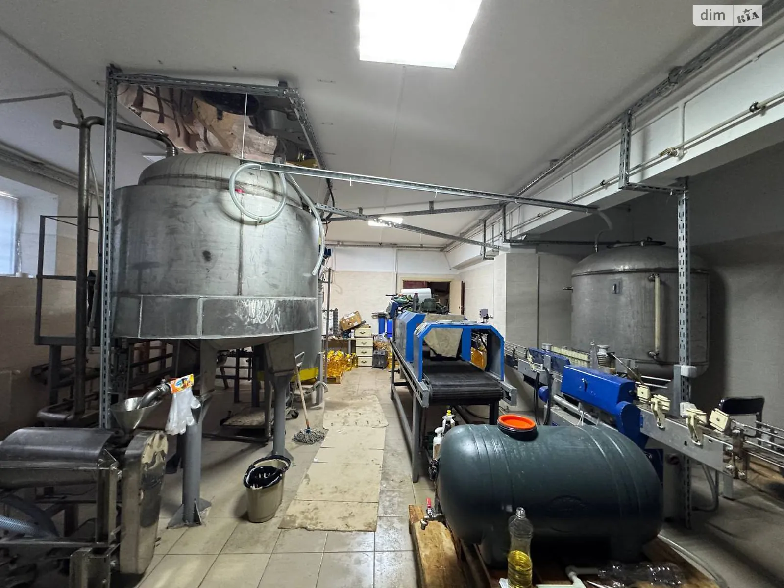 Продається об'єкт сфери послуг 102 кв. м в 2-поверховій будівлі, цена: 115000 $ - фото 1