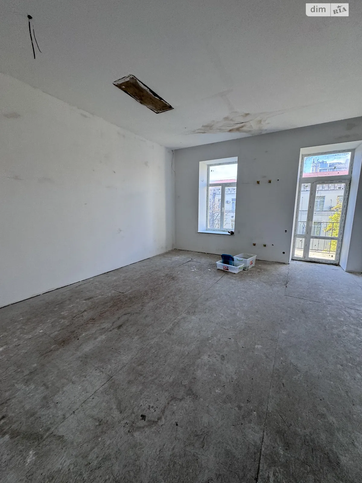 Продается 3-комнатная квартира 160 кв. м в Одессе, ул. Ришельевская - фото 1