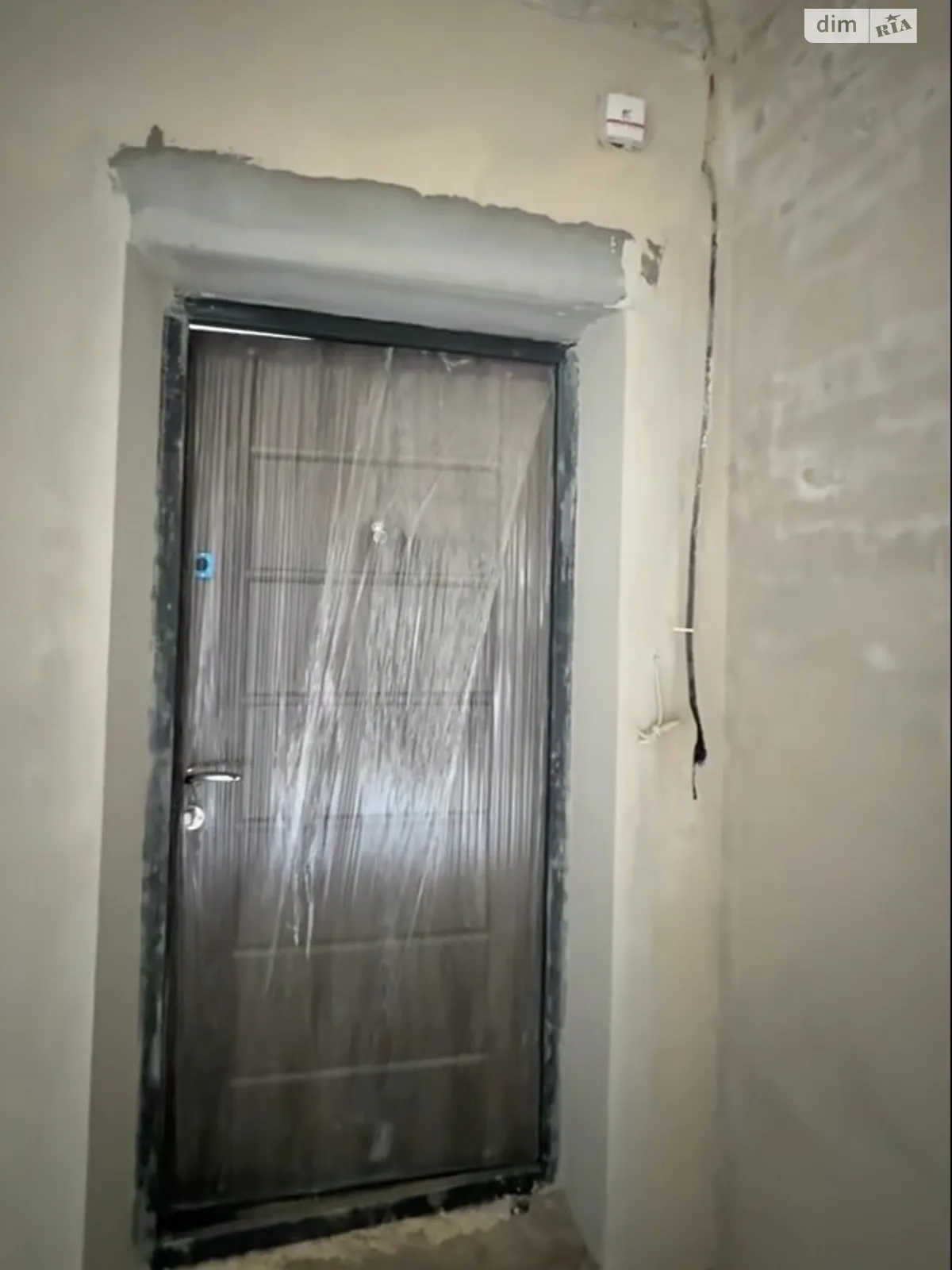 Продається 2-кімнатна квартира 60 кв. м у Івано-Франківську, вул. Височана Семена, 18 - фото 1