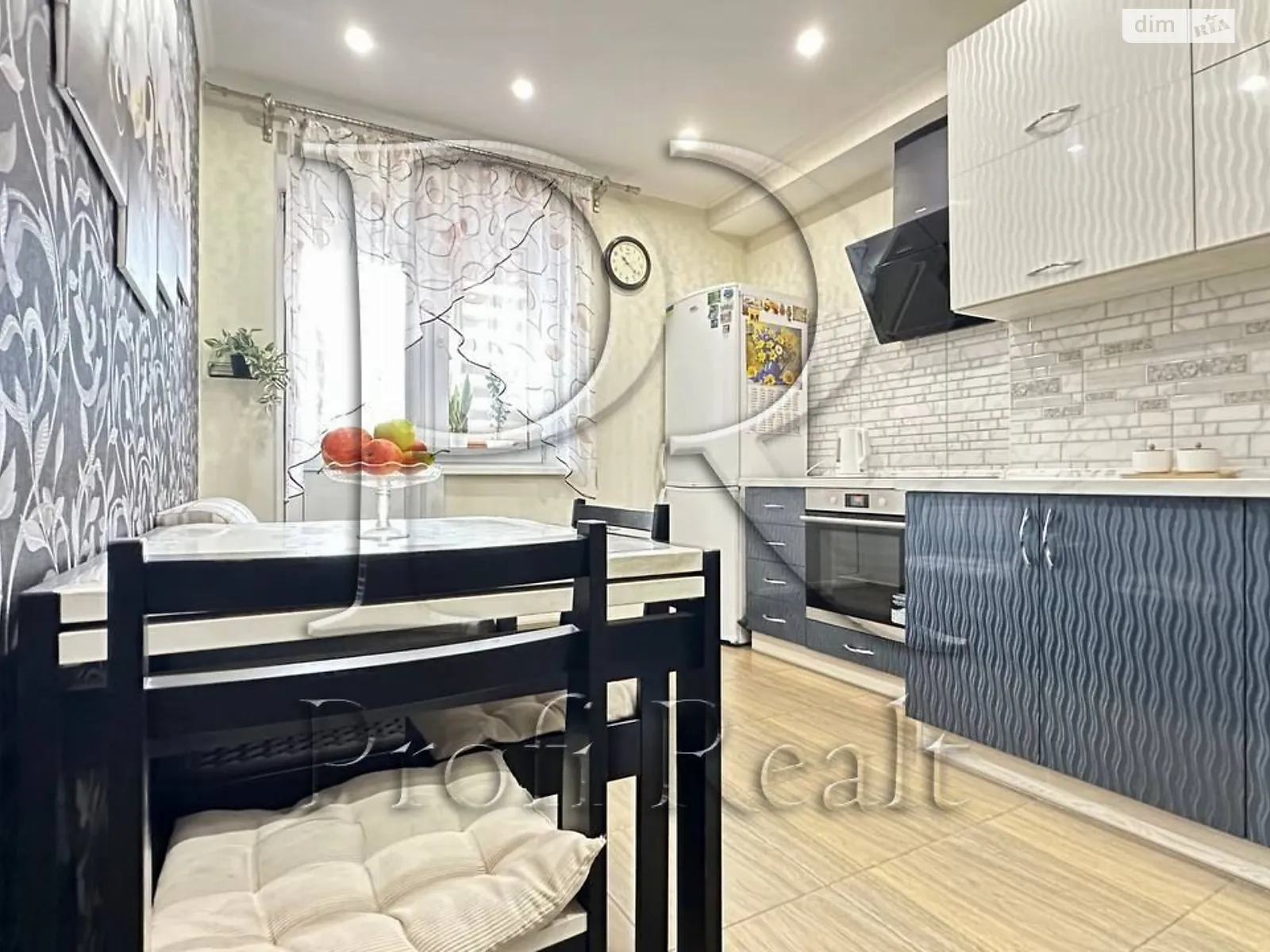 Продається 1-кімнатна квартира 43.7 кв. м у Софіївській Борщагівці, вул. Павла Чубинського, 4 - фото 1